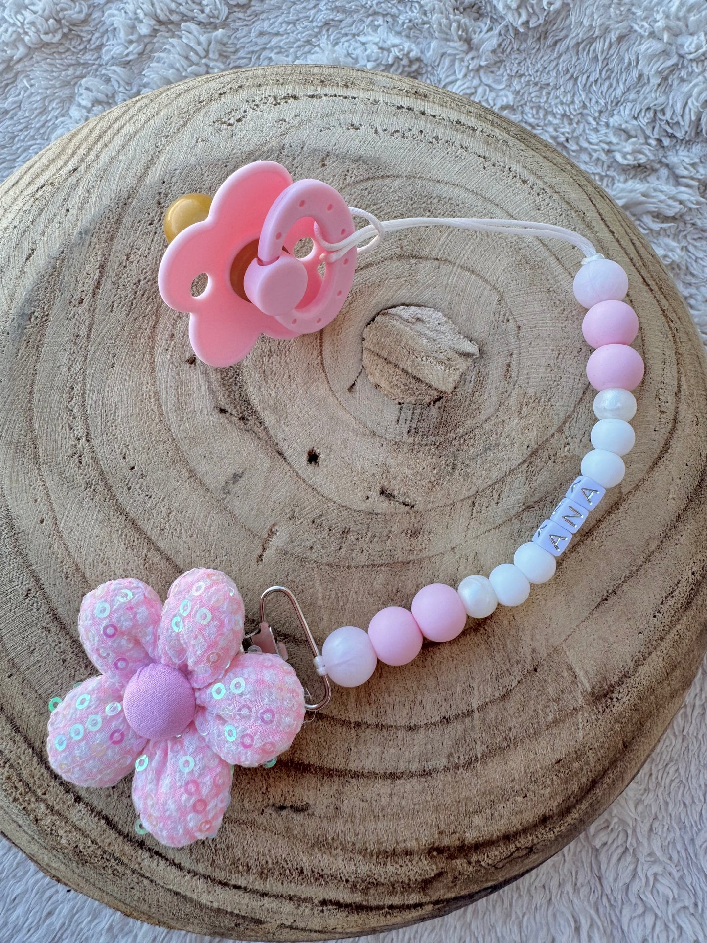 Attache tétine "Lilly"