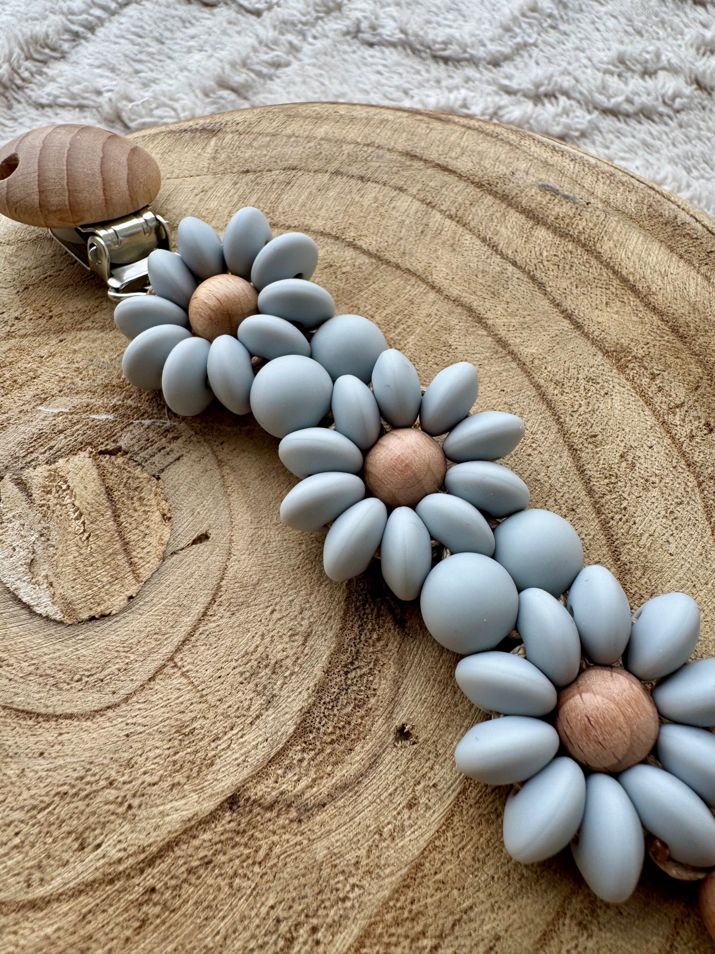 Attache tétine "Myosotis"